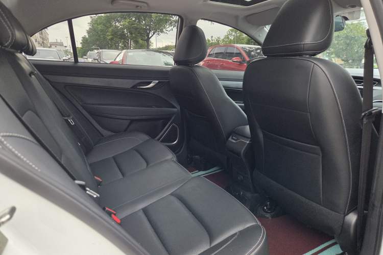Used Geely Auto Emgrand 2021 UP 1.5L CVT Luxury Model Interior 4