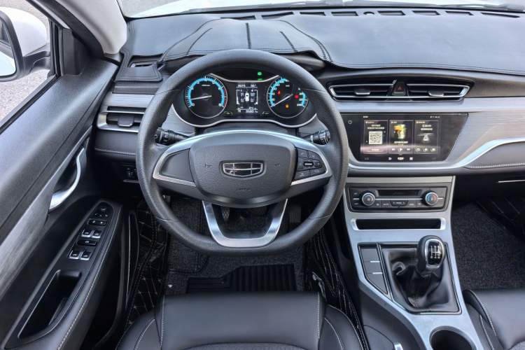 Used Geely Auto Emgrand 2021 UP 1.5L Manual Luxury Model Interior 7