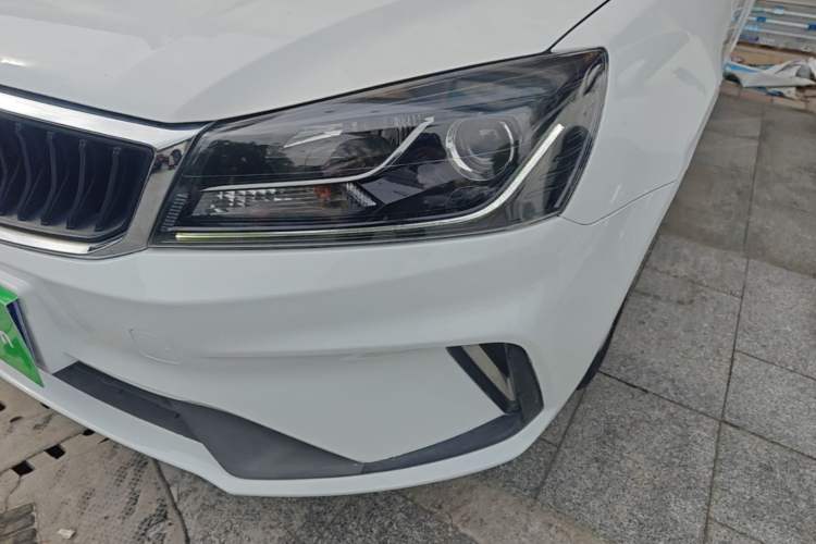 Used Geely Auto Emgrand 2021 UP 1.5L CVT Luxury Model Left Front Headlight