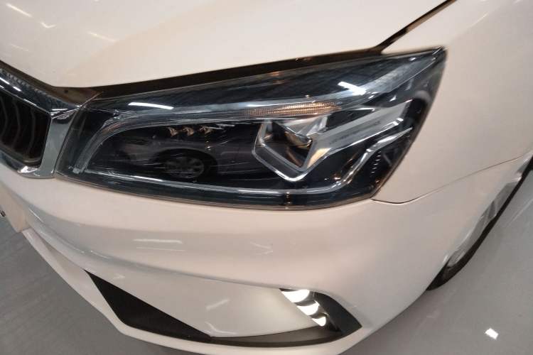 Used Geely Auto Emgrand 2021 UP 1.5L CVT Advanced Edition Left Front Headlight