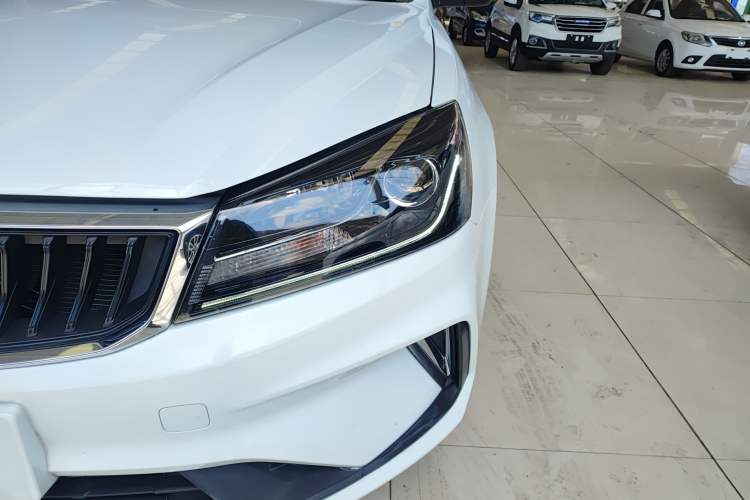 Used Geely Auto Emgrand 2021 UP 1.5L CVT Luxury Model Left Front Headlight