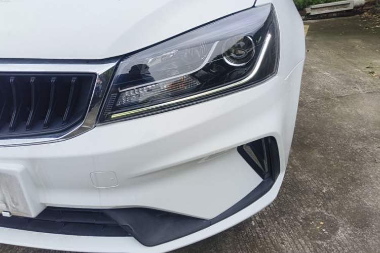 Used Geely Auto Emgrand 2021 UP 1.5L CVT Luxury Model Left Front Headlight