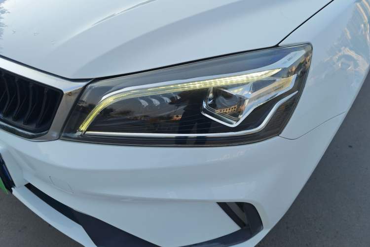 Used Geely Auto Emgrand 2021 UP 1.5L CVT Advanced Edition Left Front Headlight