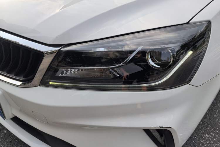 Used Geely Auto Emgrand 2021 UP 1.5L CVT Luxury Model Left Front Headlight