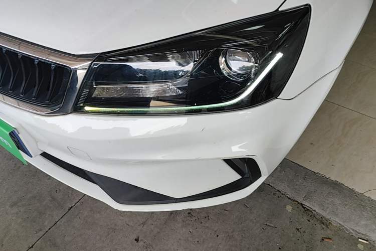 Used Geely Auto Emgrand 2021 UP 1.5L CVT Luxury Model Left Front Headlight