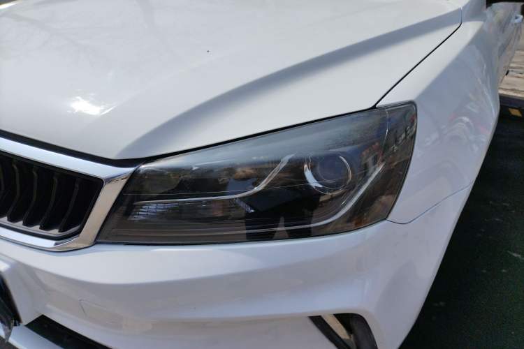 Used Geely Auto Emgrand 2021 UP 1.5L Manual Comfort Model Left Front Headlight