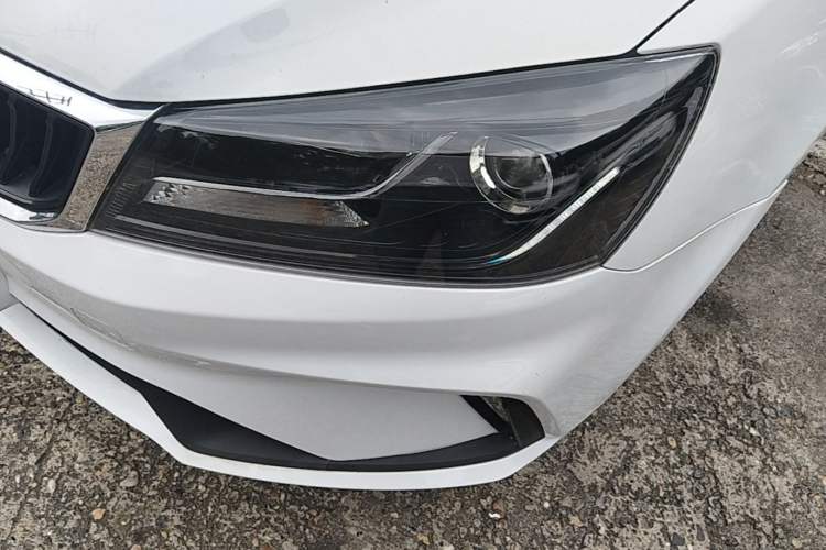 Used Geely Auto Emgrand 2021 UP 1.5L CVT Luxury Model Left Front Headlight