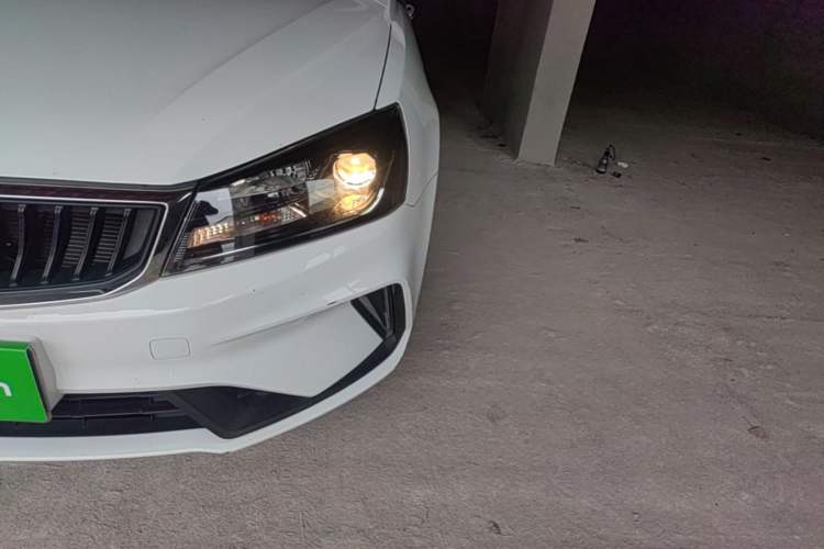 Used Geely Auto Emgrand 2021 UP 1.5L CVT Luxury Model Left Front Headlight