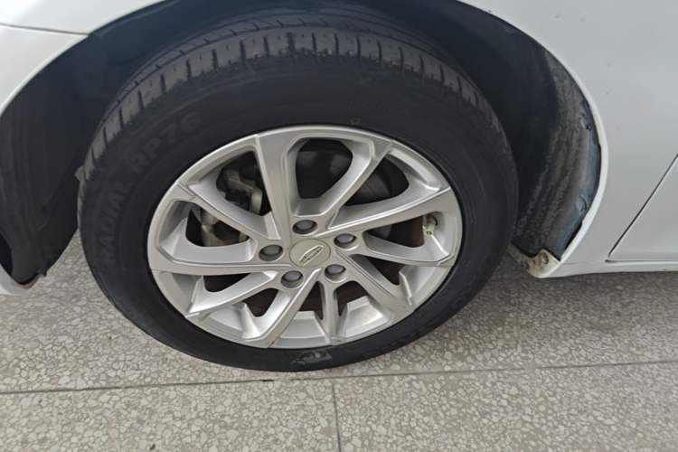 Used Geely Auto Emgrand 2021 UP 1.5L CVT Luxury Model Left Front Wheel Hub