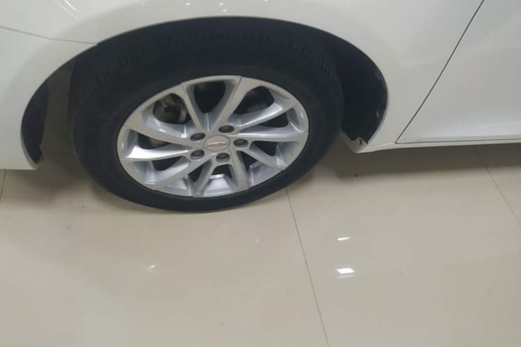 Used Geely Auto Emgrand 2021 UP 1.5L CVT Advanced Edition Left Front Wheel Hub