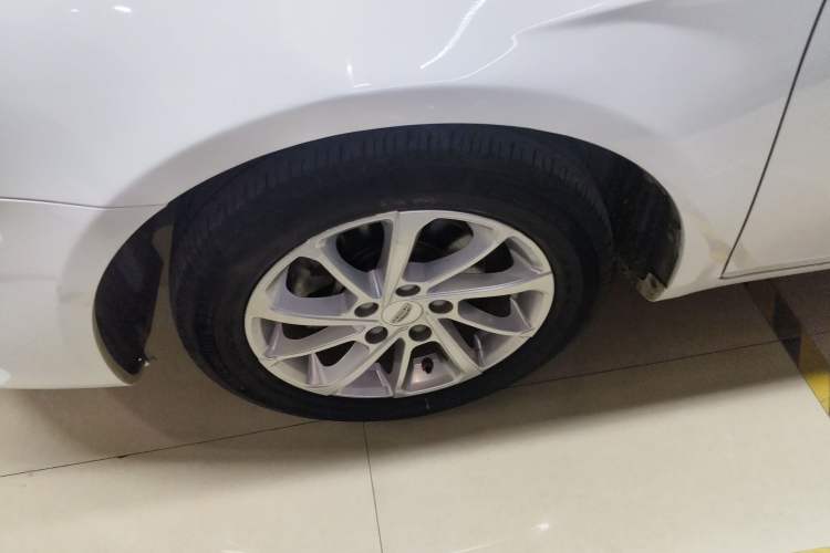 Used Geely Auto Emgrand 2021 UP 1.5L CVT Advanced Edition Left Front Wheel Hub