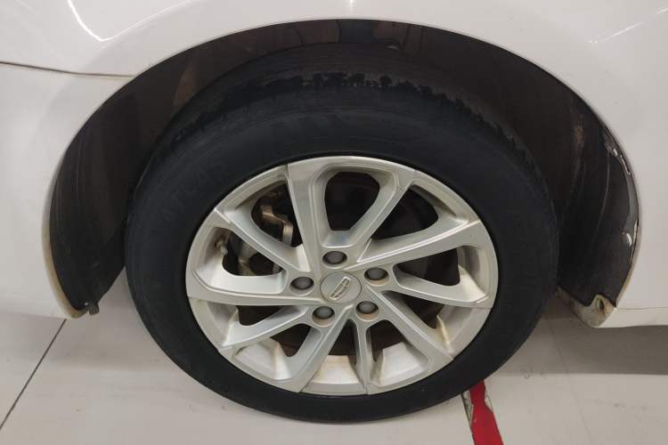 Used Geely Auto Emgrand 2021 UP 1.5L CVT Luxury Model Left Front Wheel Hub