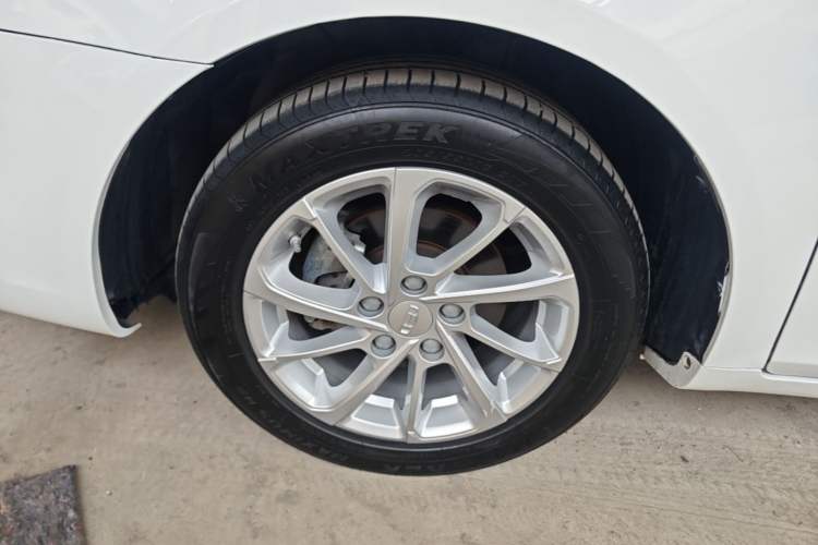 Used Geely Auto Emgrand 2021 UP 1.5L CVT Luxury Model Left Front Wheel Hub