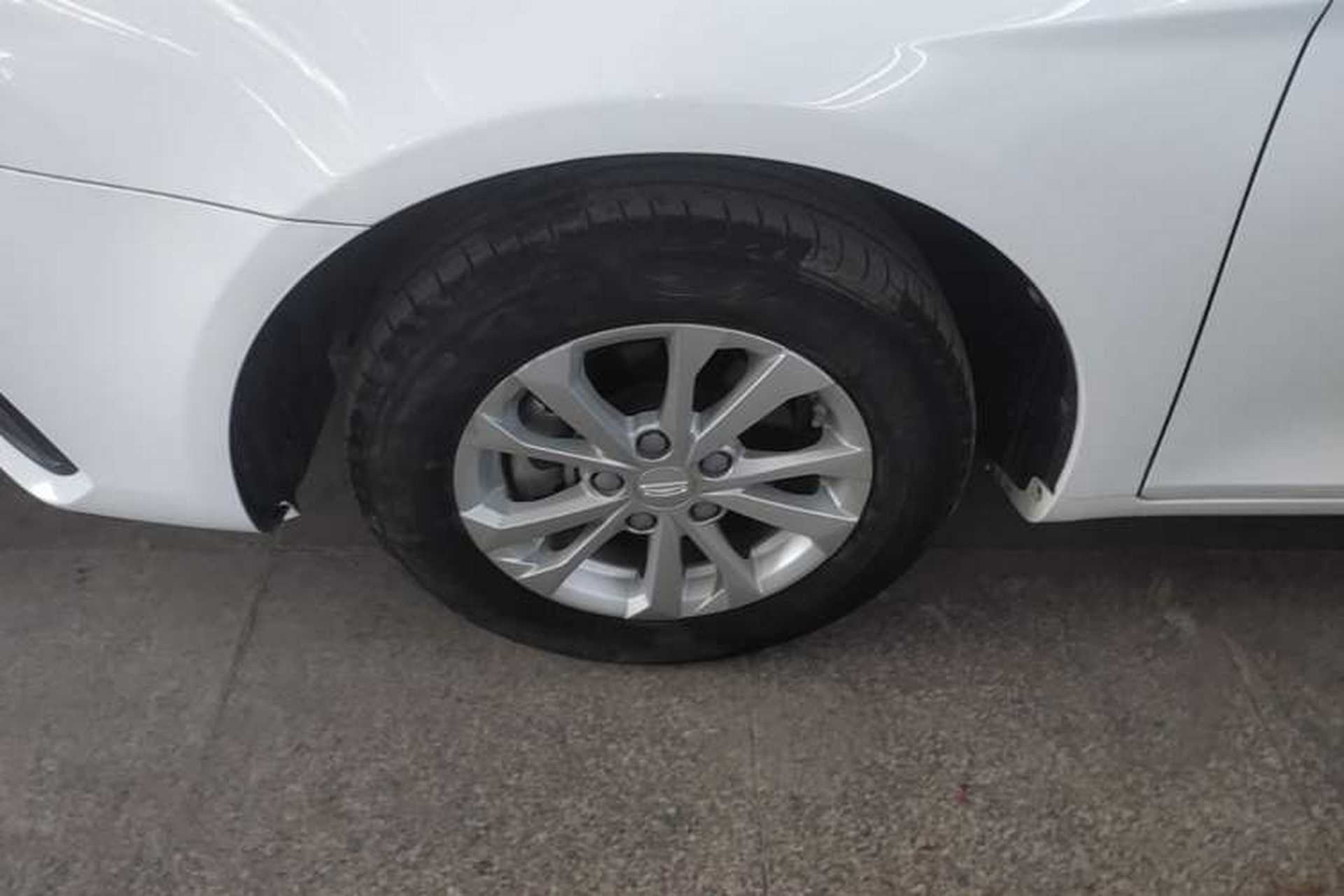 Used Geely Auto Emgrand 2021 UP 1.5L Manual Comfort Model Left Front Wheel Hub