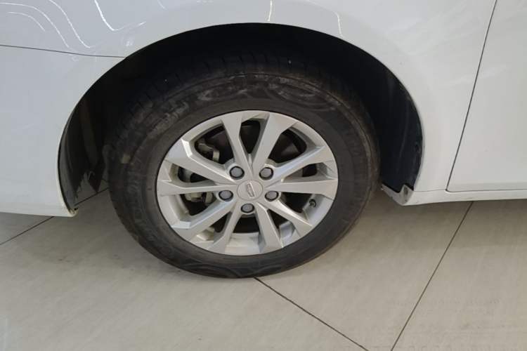 Used Geely Auto Emgrand 2021 UP 1.5L CVT Comfort Model Left Front Wheel Hub