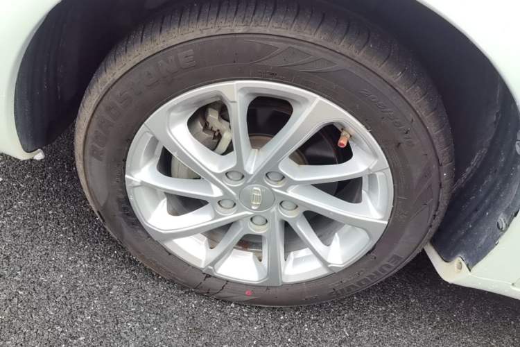 Used Geely Auto Emgrand 2021 UP 1.5L CVT Luxury Model Left Front Wheel Hub