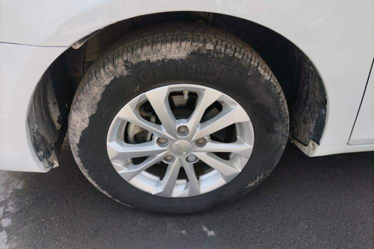 Used Geely Auto Emgrand 2021 UP 1.5L Manual Comfort Model Left Front Wheel Hub