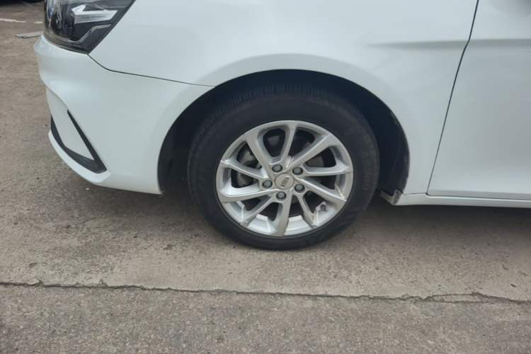 Used Geely Auto Emgrand 2021 UP 1.5L CVT Advanced Edition Left Front Wheel Hub