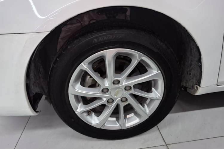 Used Geely Auto Emgrand 2021 UP 1.5L CVT Luxury Model Left Front Wheel Hub