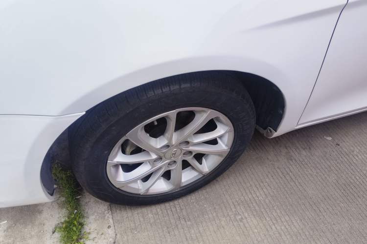 Used Geely Auto Emgrand 2021 UP 1.5L CVT Luxury Model Left Front Wheel Hub