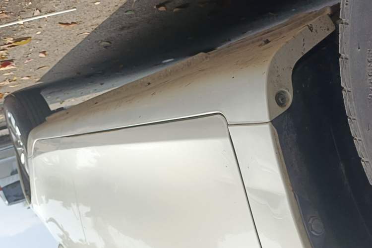 Used Geely Auto Emgrand 2021 UP 1.5L CVT Advanced Edition Left Side Sill