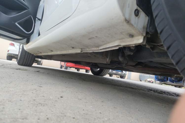 Used Geely Auto Emgrand 2021 UP 1.5L CVT Luxury Model Left Side Sill