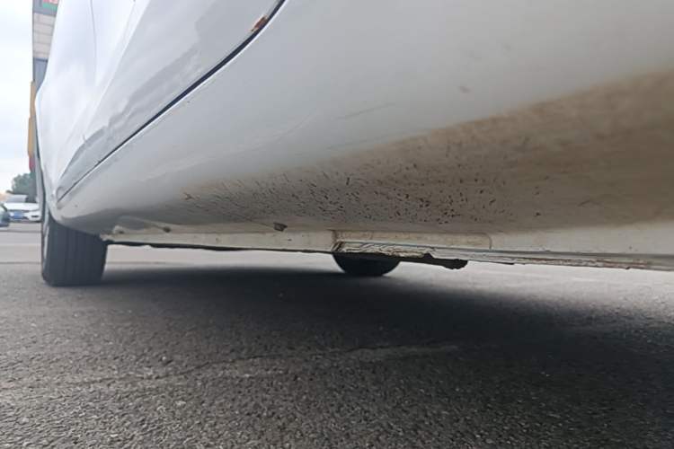 Used Geely Auto Emgrand 2021 UP 1.5L CVT Comfort Model Left Side Sill