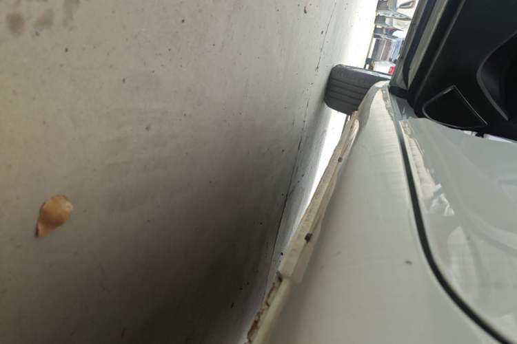 Used Geely Auto Emgrand 2021 UP 1.5L CVT Advanced Edition Left Side Sill