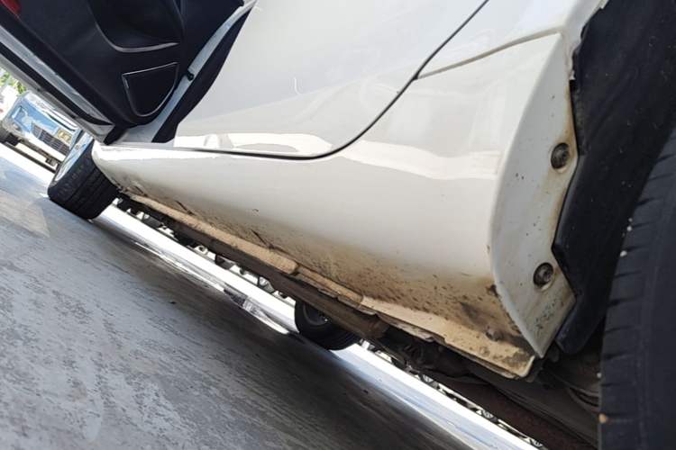 Used Geely Auto Emgrand 2021 UP 1.5L CVT Luxury Model Left Side Sill