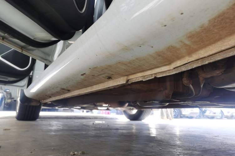 Used Geely Auto Emgrand 2021 UP 1.5L CVT Luxury Model Left Side Sill