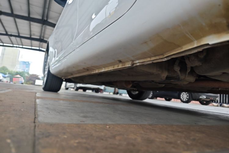 Used Geely Auto Emgrand 2021 UP 1.5L CVT Luxury Model Left Side Sill