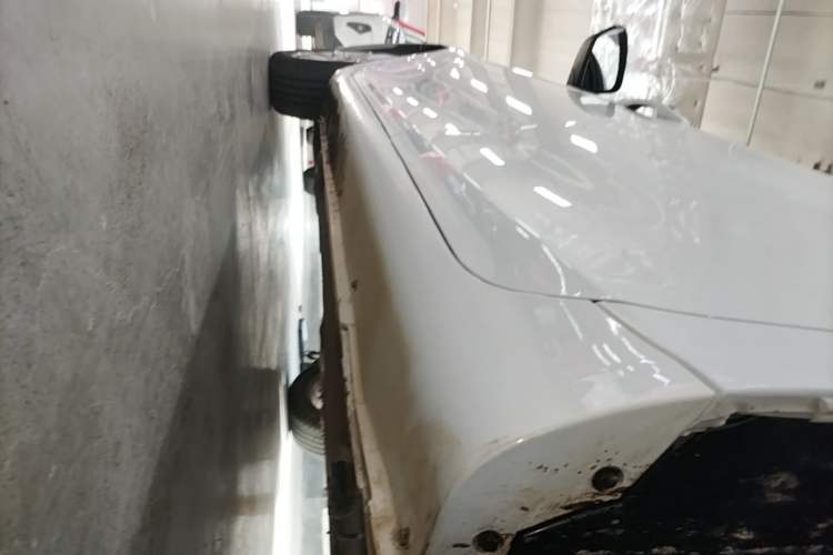 Used Geely Auto Emgrand 2021 UP 1.5L CVT Luxury Model Left Side Sill