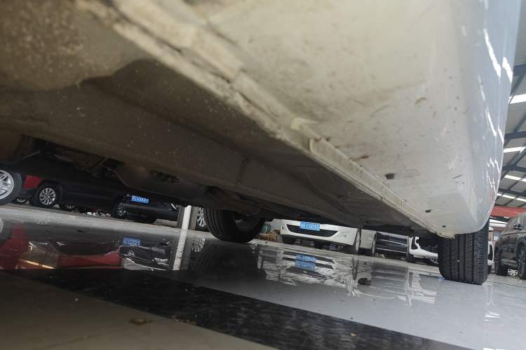 Used Geely Auto Emgrand 2021 UP 1.5L CVT Luxury Model Left Side Sill