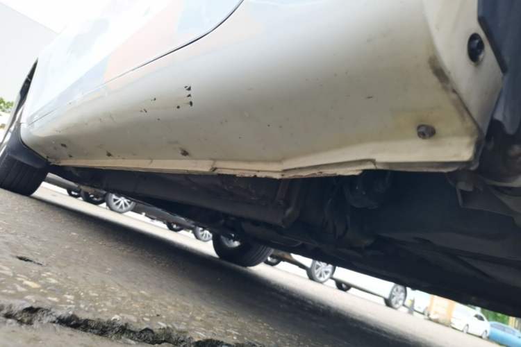 Used Geely Auto Emgrand 2021 UP 1.5L CVT Luxury Model Left Side Sill