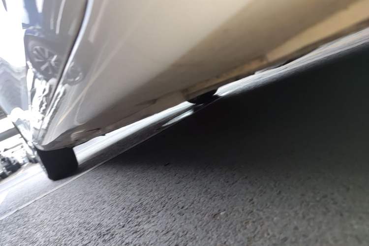 Used Geely Auto Emgrand 2021 UP 1.5L CVT Luxury Model Left Side Sill