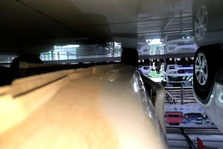 Used Geely Auto Emgrand 2021 UP 1.5L CVT Luxury Model Left Side Sill