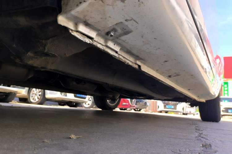 Used Geely Auto Emgrand 2021 UP 1.5L Manual Luxury Model Left Side Sill
