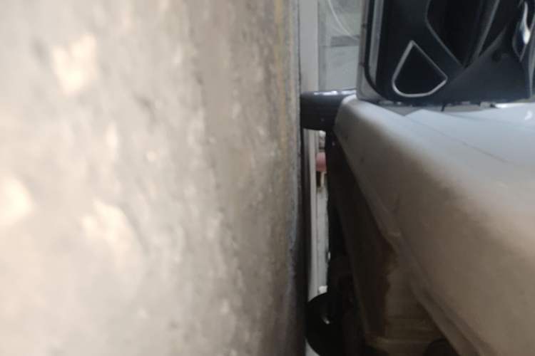 Used Geely Auto Emgrand 2021 UP 1.5L Manual Luxury Model Left Side Sill