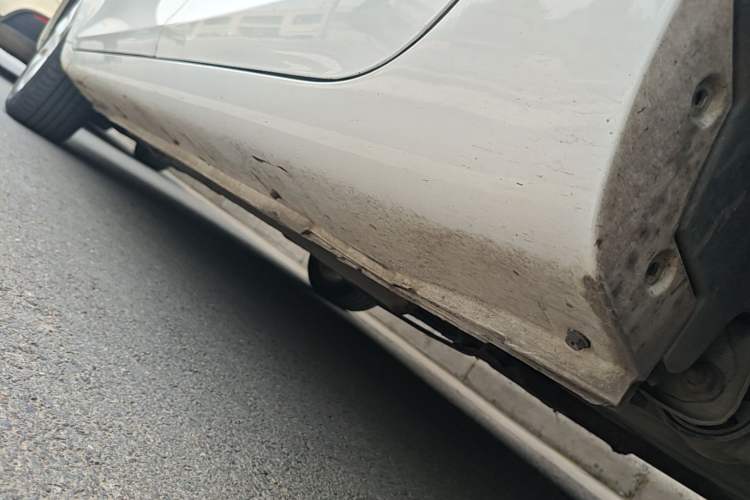 Used Geely Auto Emgrand 2021 UP 1.5L CVT Advanced Edition Left Side Sill
