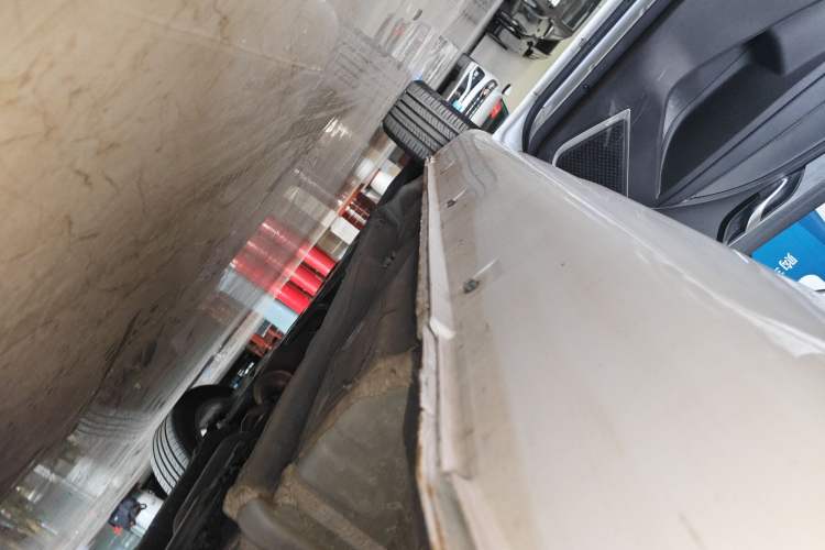 Used Geely Auto Emgrand 2021 UP 1.5L CVT Luxury Model Left Side Sill