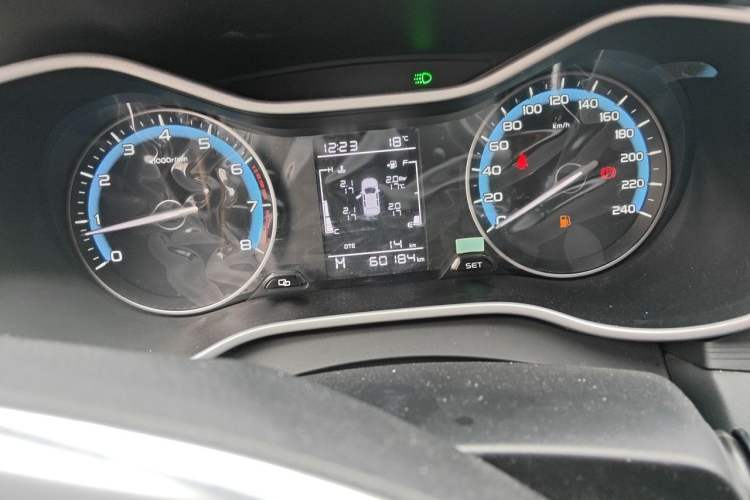Used Geely Auto Emgrand 2021 UP 1.5L Manual Luxury Model Odometer Close Up