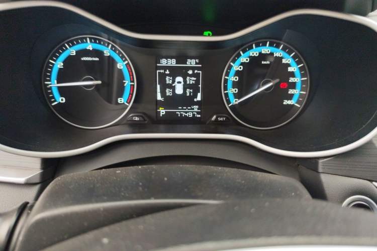 Used Geely Auto Emgrand 2021 UP 1.5L CVT Advanced Edition Odometer Close Up