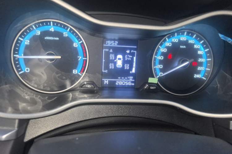 Used Geely Auto Emgrand 2021 UP 1.5L Manual Comfort Model Odometer Close Up