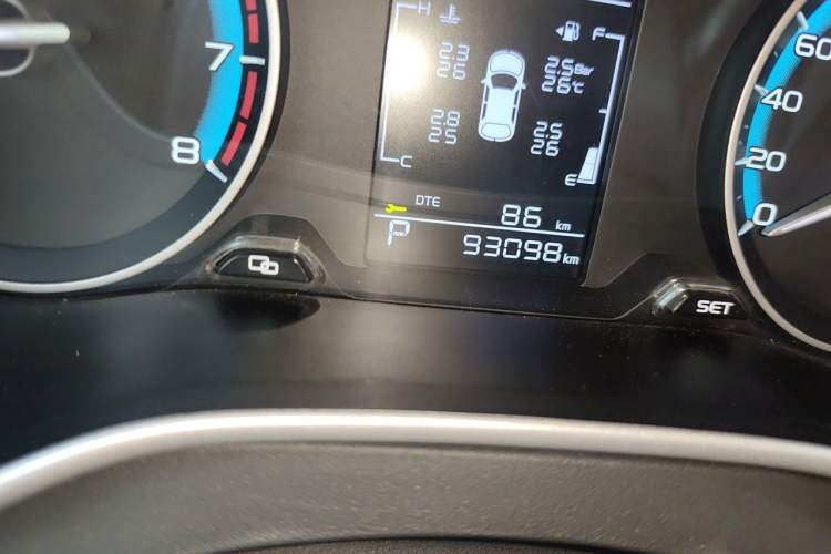 Used Geely Auto Emgrand 2021 UP 1.5L CVT Comfort Model Odometer Close Up