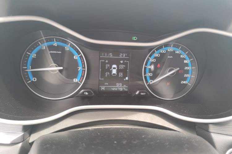 Used Geely Auto Emgrand 2021 UP 1.5L Manual Luxury Model Odometer Close Up