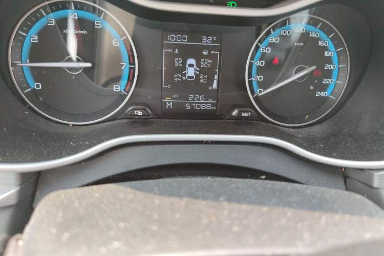 Used Geely Auto Emgrand 2021 UP 1.5L Manual Luxury Model Odometer Close Up