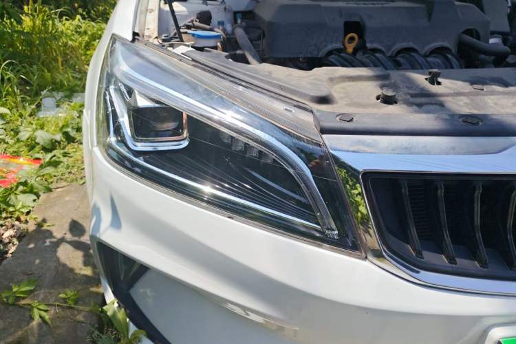 Used Geely Auto Emgrand 2021 UP 1.5L CVT Navigation Edition Right Front Headlight