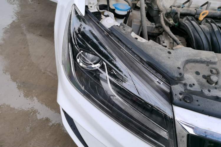 Used Geely Auto Emgrand 2021 UP 1.5L CVT Comfort Model Right Front Headlight