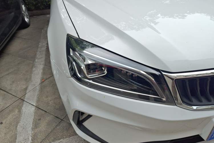 Used Geely Auto Emgrand 2021 UP 1.5L CVT Advanced Edition Right Front Headlight