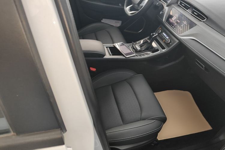Used Geely Auto Emgrand 2021 UP 1.5L CVT Luxury Model Right Front Seat